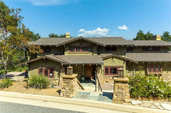 Property Photo:  4036 Robin Hill  CA 91011 