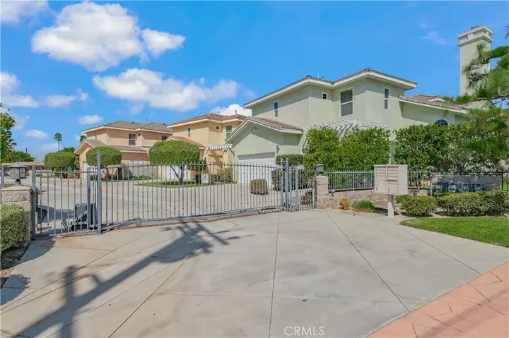 Property Photo: 2563 Mountain Ave CA 91010