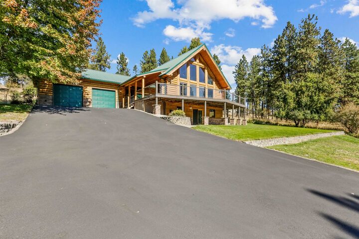 Property Photo:  19305 E Granite Ln  WA 99027 