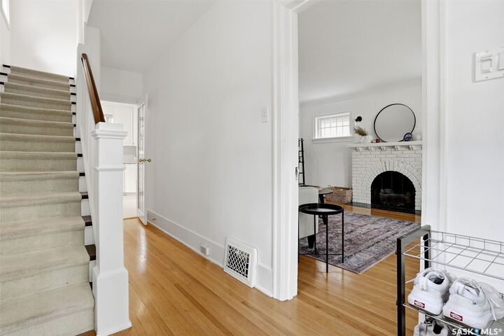 Property Photo:  2731 Hill Avenue  SK S4S 0V5 