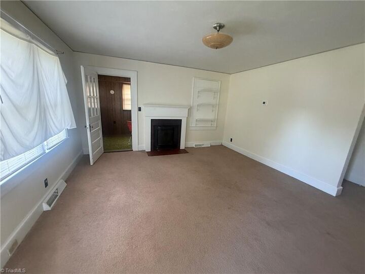 Property Photo:  302 N 7th Avenue  NC 27027 