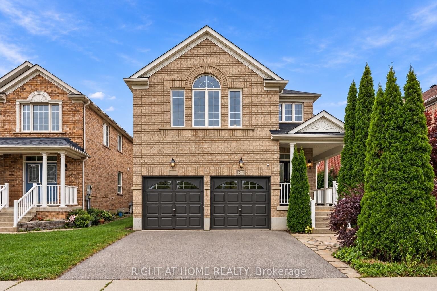 Property Photo:  34 Dring Street  ON L1T 4Y3 