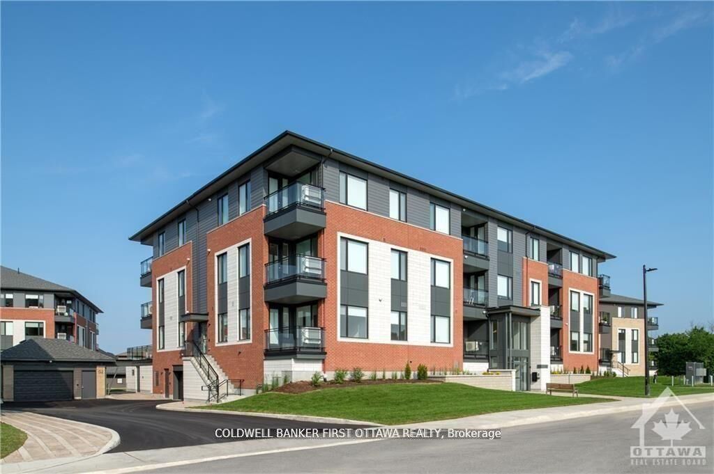 Property Photo: 520 Pimiwidon Street 201 ON K1K 5B4