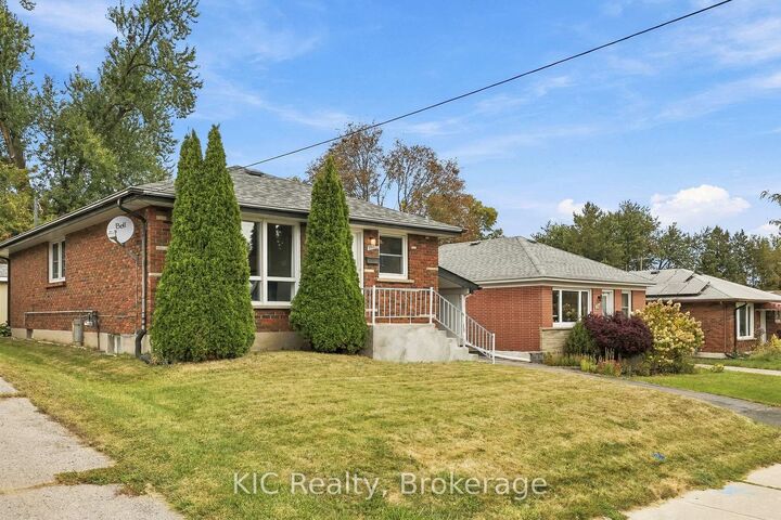 Property Photo:  198 McClennan Street  ON K9H 5H7 