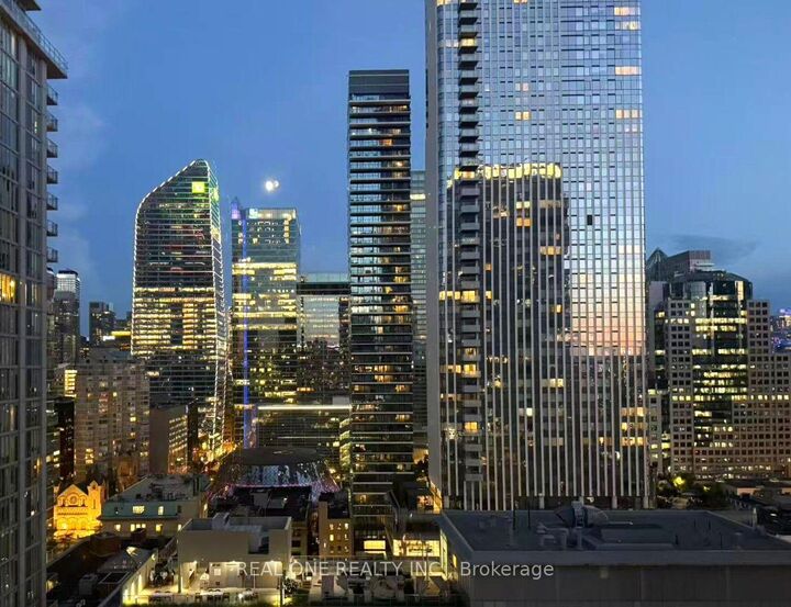 Property Photo:  199 Richmond Street W 2205  ON M5V 0H4 