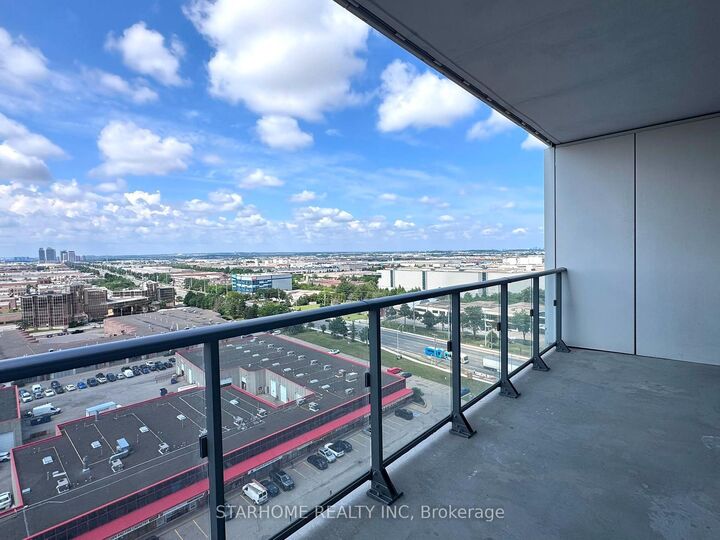 Property Photo:  1000 Portage Parkway 1515  ON L4K 0L1 