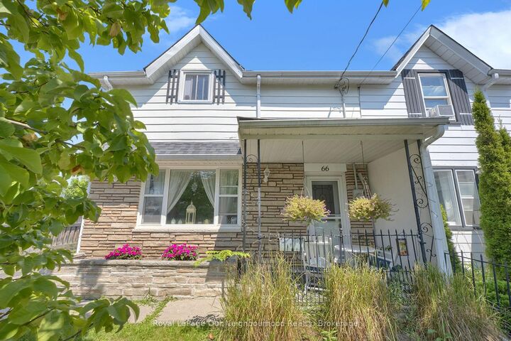 Property Photo:  66 Wellington Street  ON L1C 1V5 