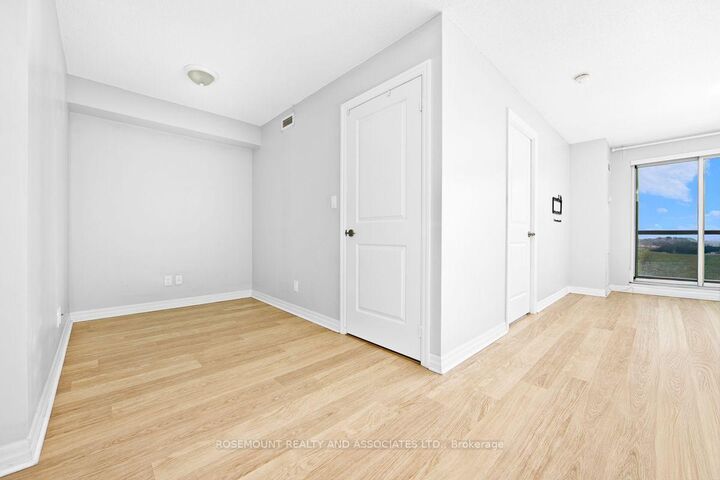 Property Photo:  30 Herons Hill Way 607  ON M2J 0A7 