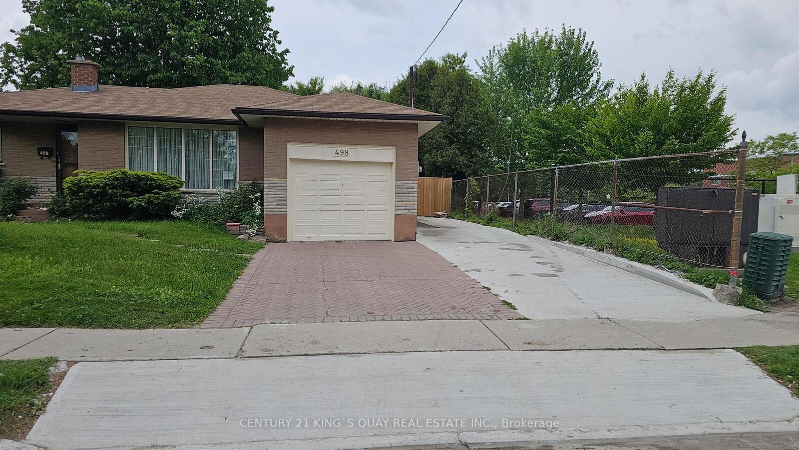 Property Photo:  498 Wilson Road S Basement  ON L1H 6C9 