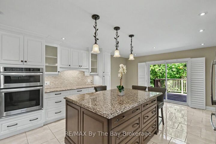Property Photo:  33 Telfer Road  ON L9Y 5H5 