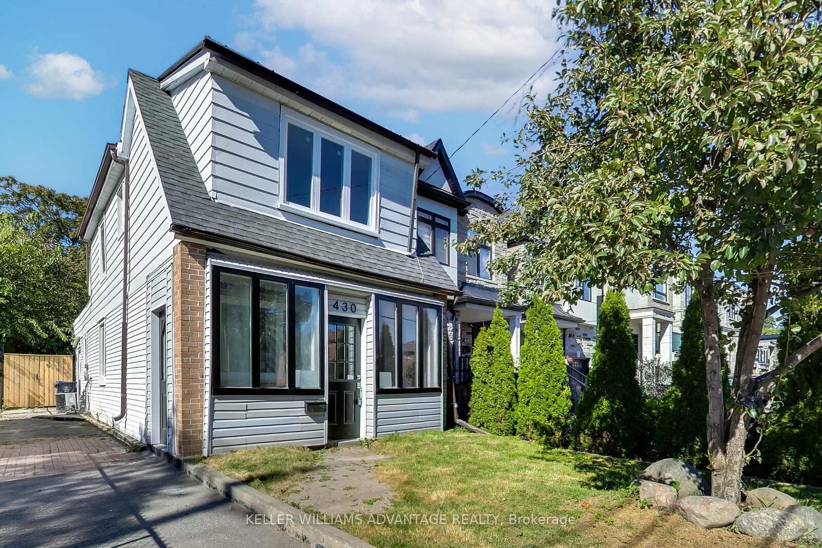 Property Photo: 430 Pharmacy Avenue ON M1L 3G6