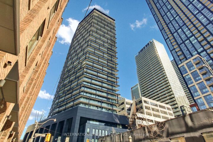 Property Photo:  125 Peter Street 1710  ON M5V 0M2 
