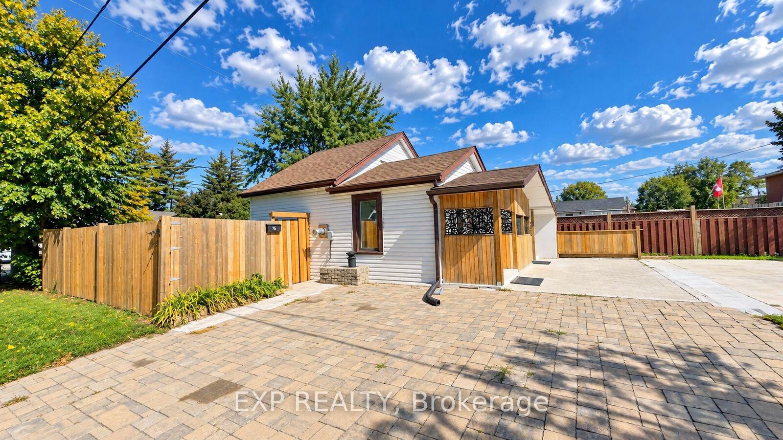 Property Photo: 76 Avenue Road ON N1R 1C1