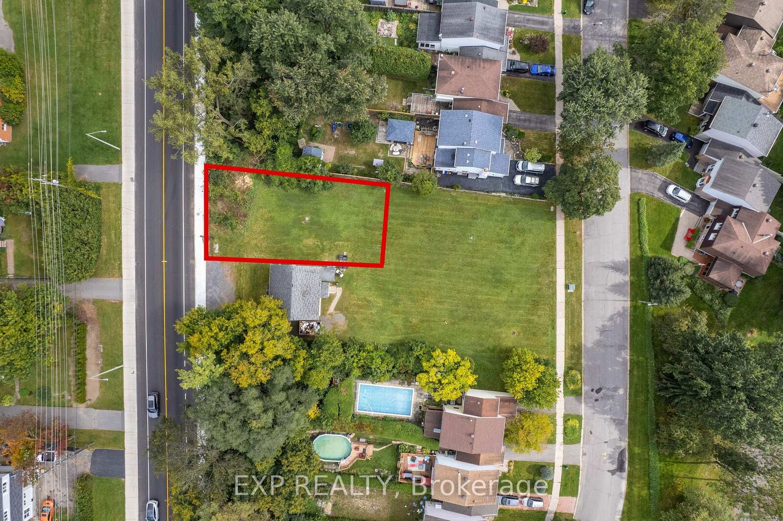 Property Photo:  2446 Innes Road  ON K1B 3J9 