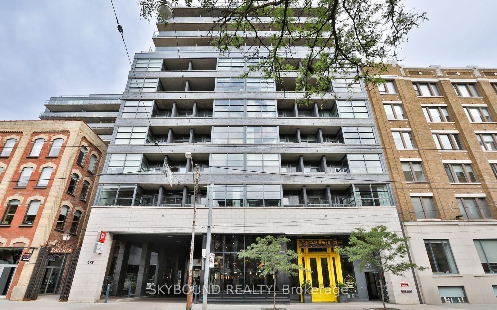 Property Photo:  478 King Street W 1116  ON M5V 0A8 
