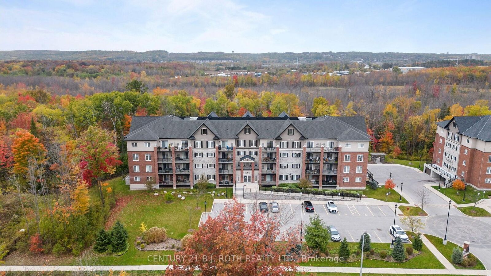 Property Photo:  7 Greenwich Street 109  ON L4N 7Y8 