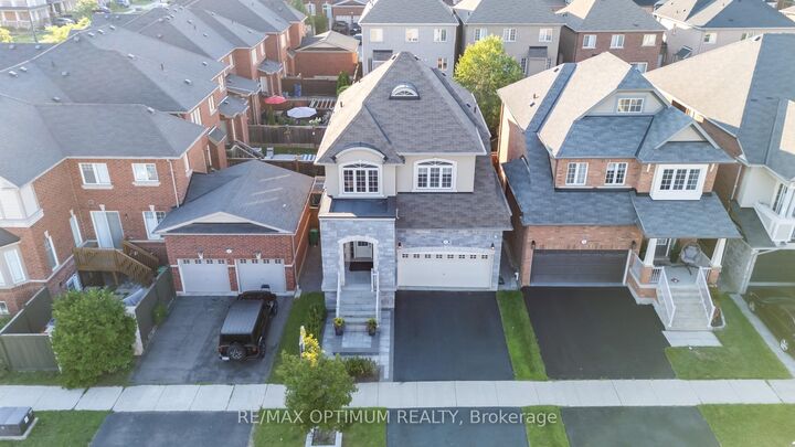 Property Photo:  40 Attraction Drive  ON L6Y 0C1 