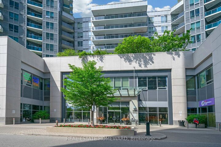 Property Photo:  7161 Yonge Street 1525  ON L3T 0C8 
