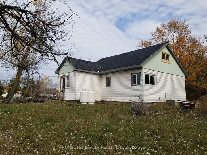 Property Photo:  2019 Hamilton Road  ON K8V 5P8 