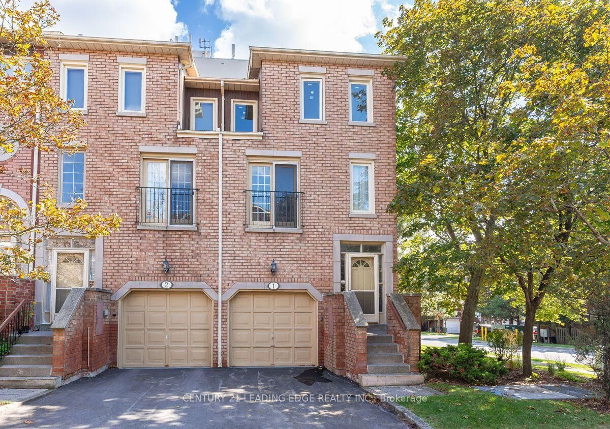 Property Photo:  3 Reidmount Avenue 1  ON M1S 1B3 