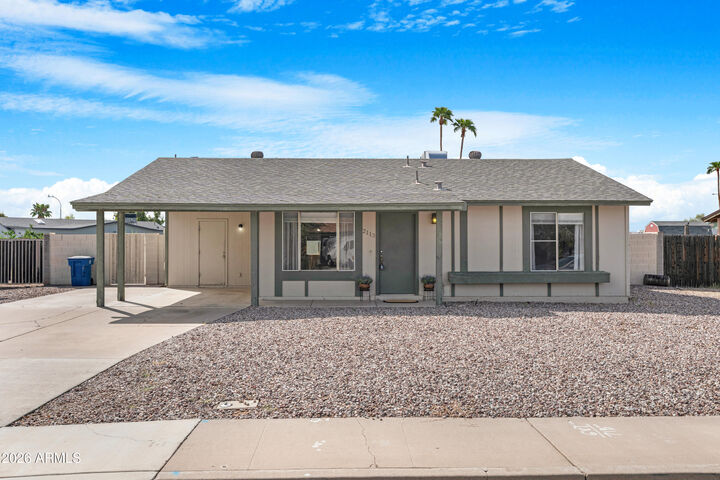 Property Photo:  2113 W Western Drive  AZ 85224 