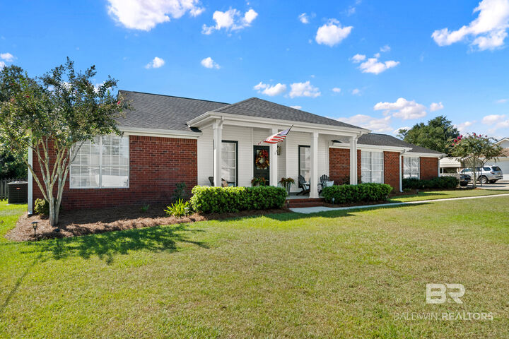 Property Photo:  9814 Silverwood Drive  AL 36532 