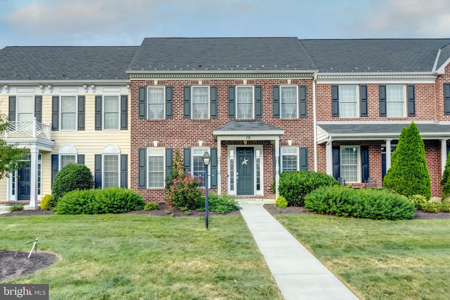 Property Photo: 10 Jamestown Square PA 17050