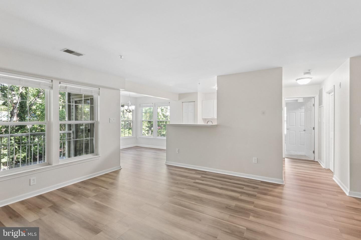 Property Photo:  7532 Coxton Court G-127  VA 22306 