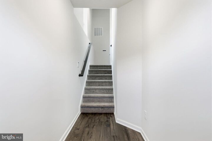 Property Photo:  1074 Meadowlark Drive  PA 18051 