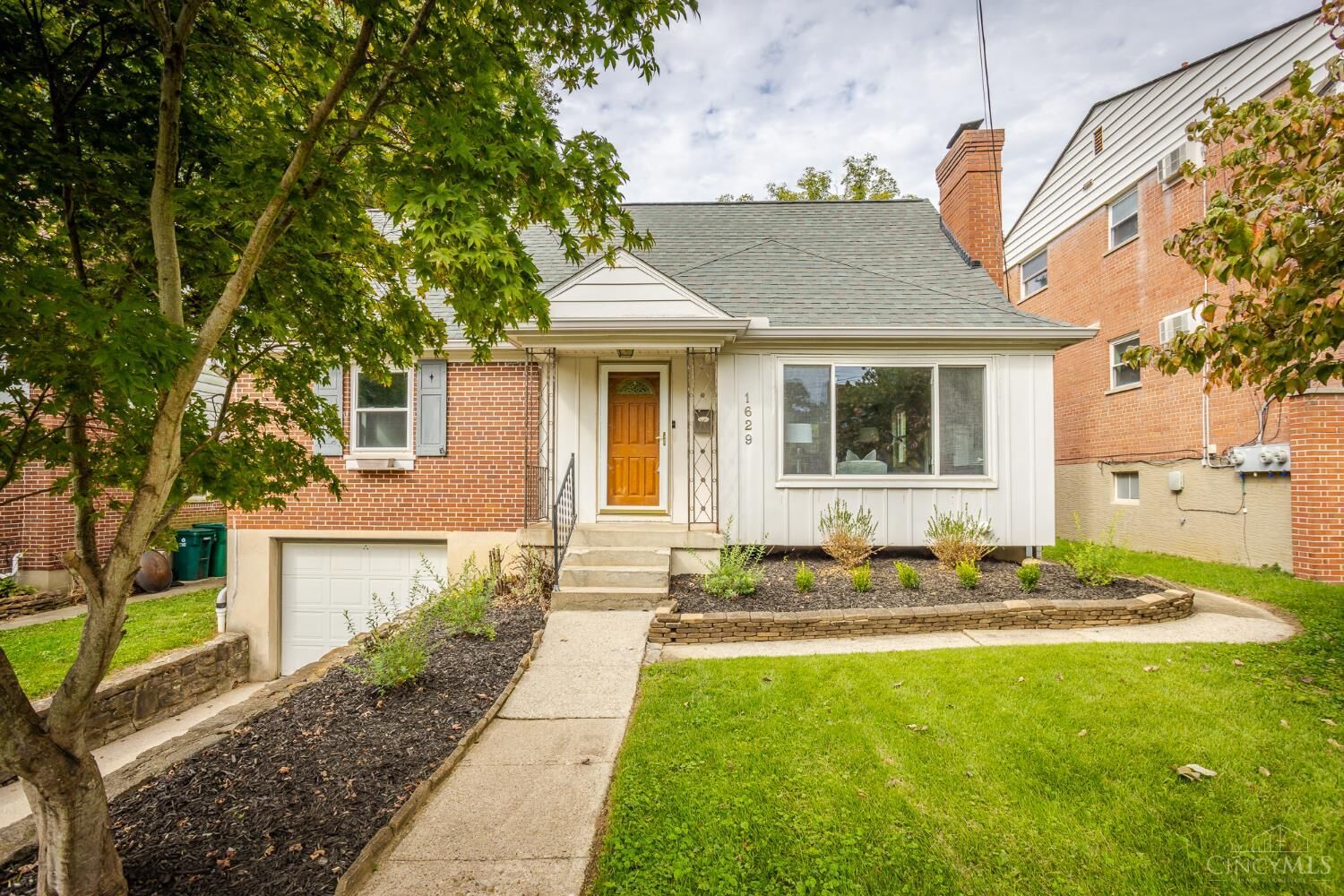 Property Photo:  1629 Sutton Avenue  OH 45230 