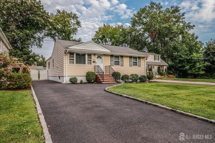 Property Photo:  58 Jordan Road  NJ 07067 