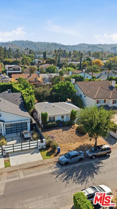 Property Photo:  14822 Otsego St  CA 91403 