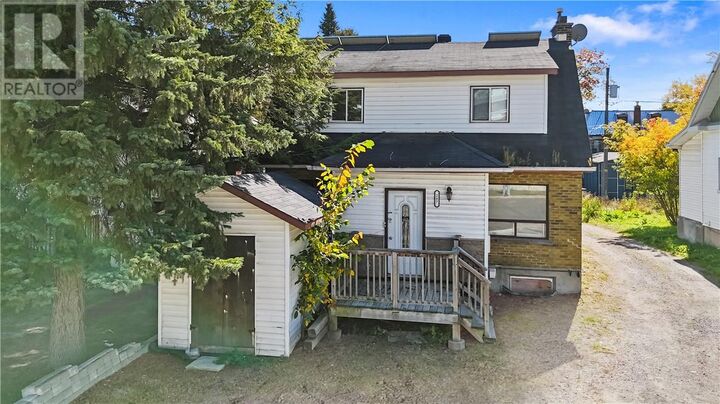 Property Photo:  287 Charette Street  ON P3B 1N7 