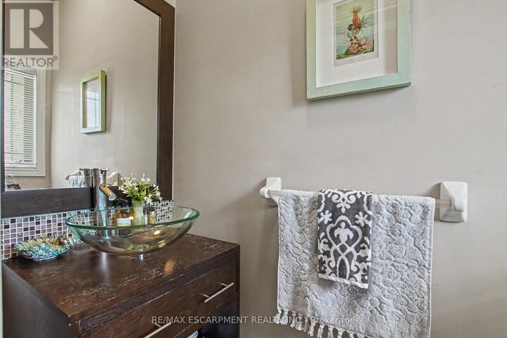 Property Photo: 2169 Orchard Road 11 ON L7L 7H9