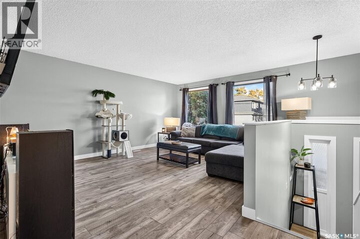 Photo de la propriété: 1010 9th Avenue SW SK S6H 5X5
