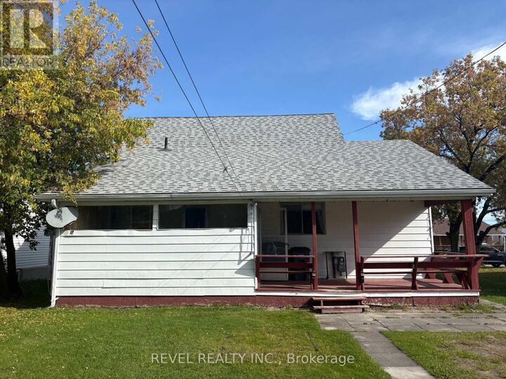 Property Photo: 107 Fifteenth Avenue ON P0L 1C0