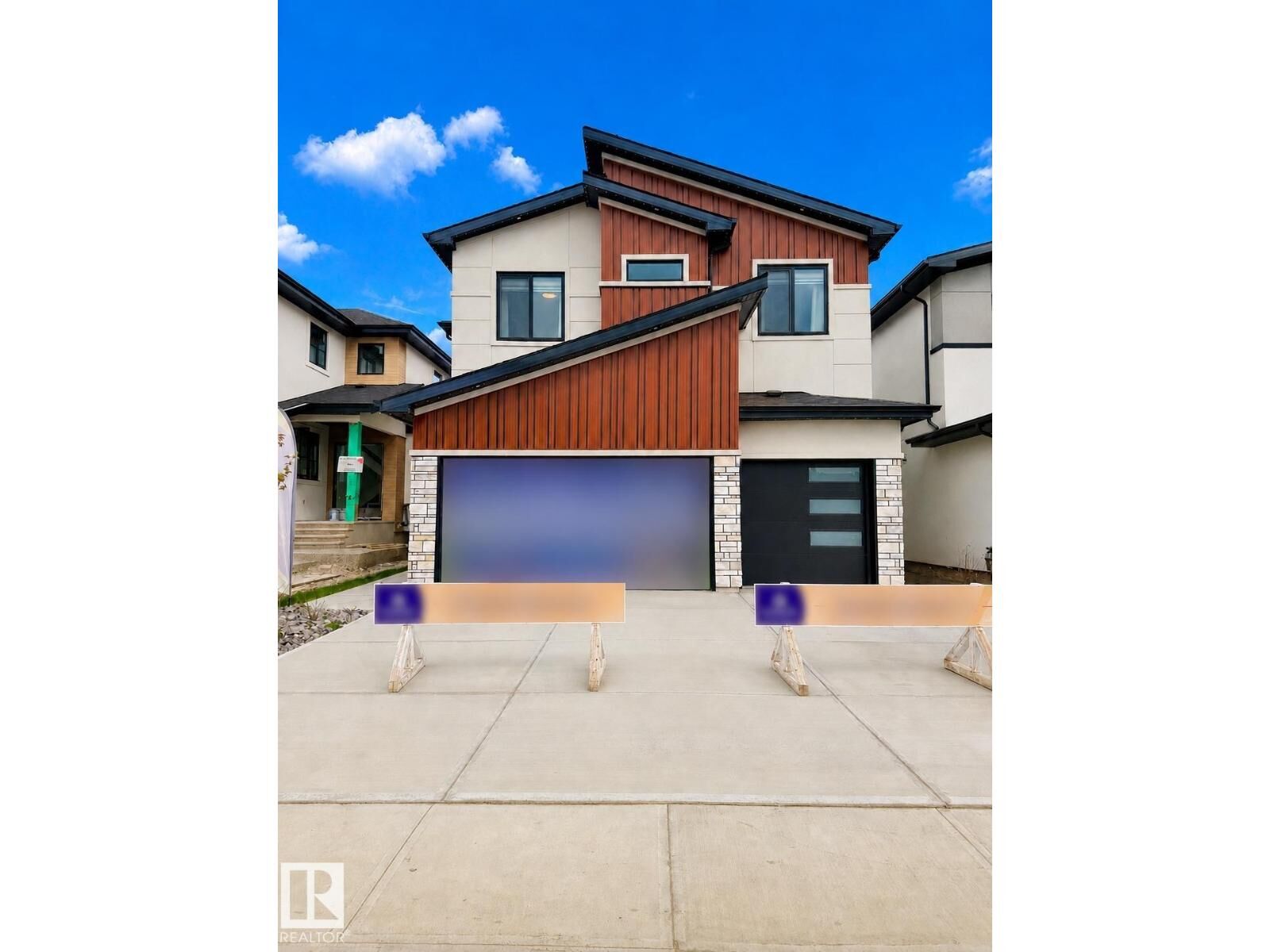 Property Photo:  16607 8 St NE  AB T5Y 4J1 