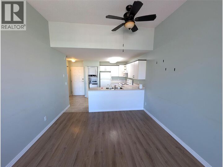 Property Photo:  554 Seymour Street 411  BC V2C 2G9 