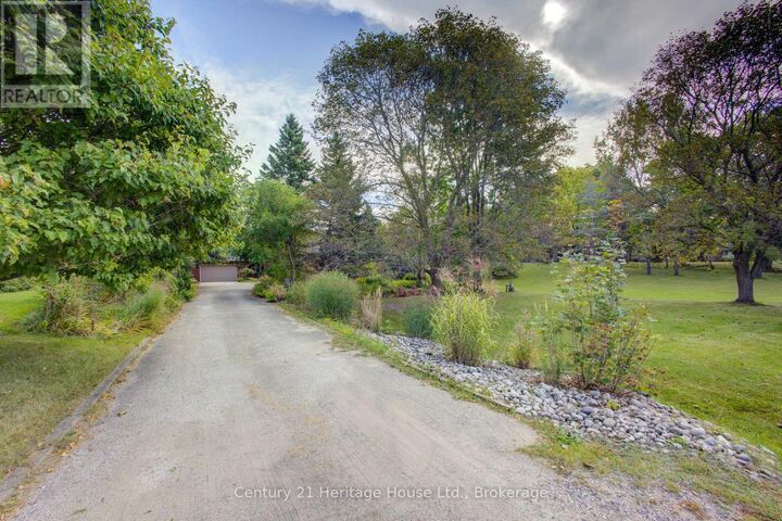 Property Photo:  313207 Highway 6  ON N0G 1R0 