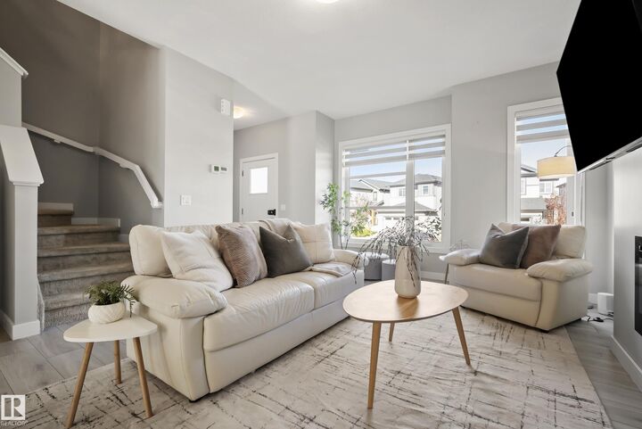 Property Photo:  7437 Creighton Place SW  AB T6W 3Z2 
