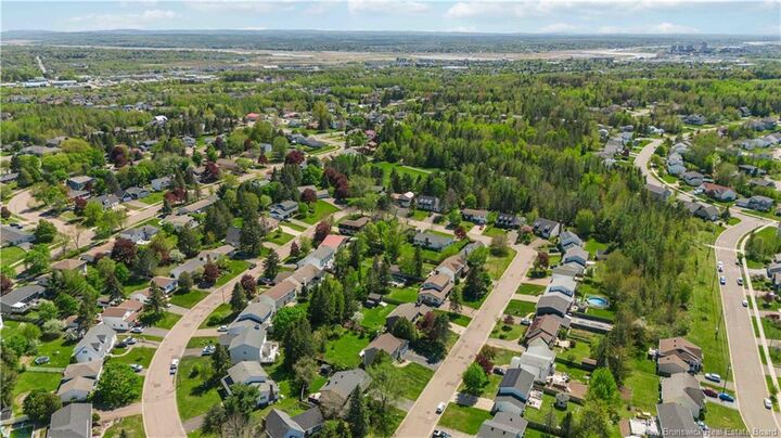 Property Photo:  40 Tamarack Terrace  NB E1A 5R2 