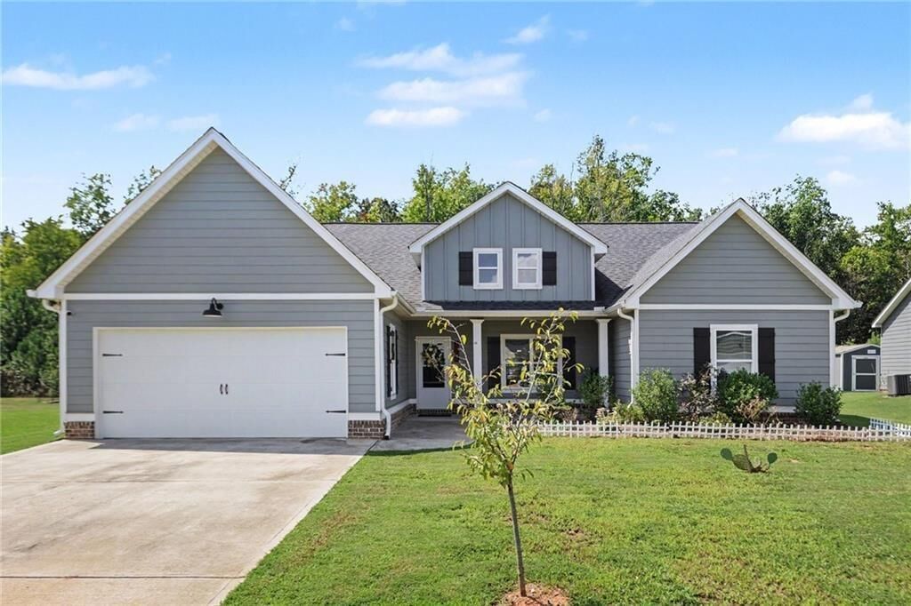 Property Photo:  119 Springwood Drive  GA 30117 
