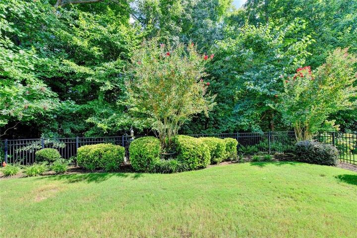 Property Photo: 7220 Winthrop Road GA 30005