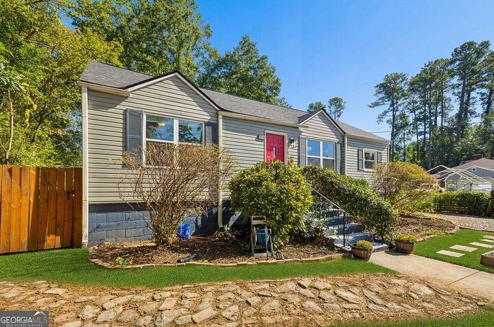 Property Photo:  860 Fayetteville Road SE  GA 30316 