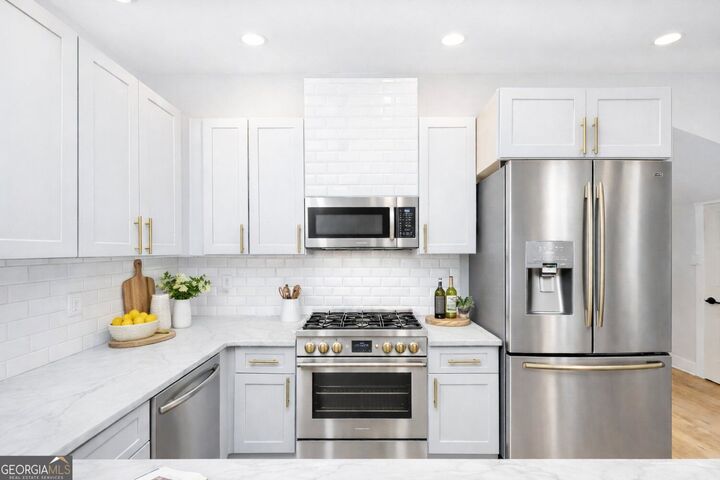 Property Photo:  976 Linam Avenue SE  GA 30315 