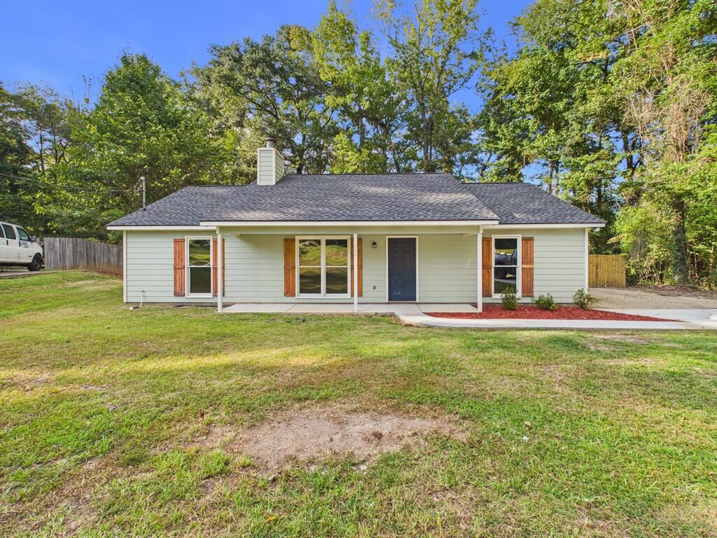 Property Photo:  264 Lee Road 0885  AL 36870 