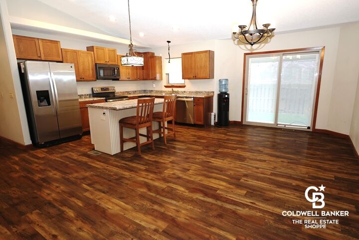 Property Photo:  515 Oak Street  KS 67871 