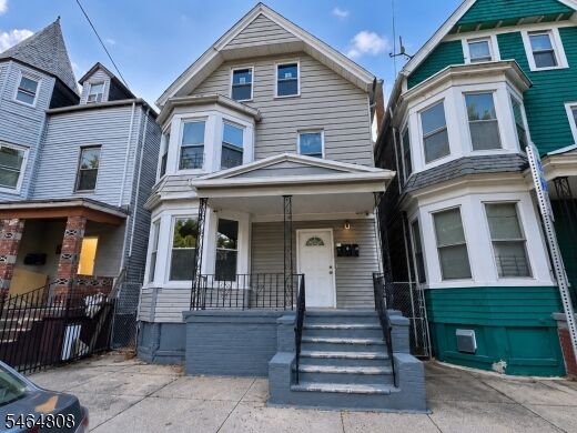 Property Photo:  131 S 8th St 2  NJ 07107 