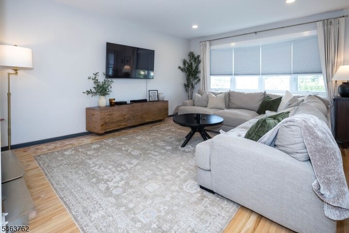 Property Photo: 301 N 16th St NJ 07033