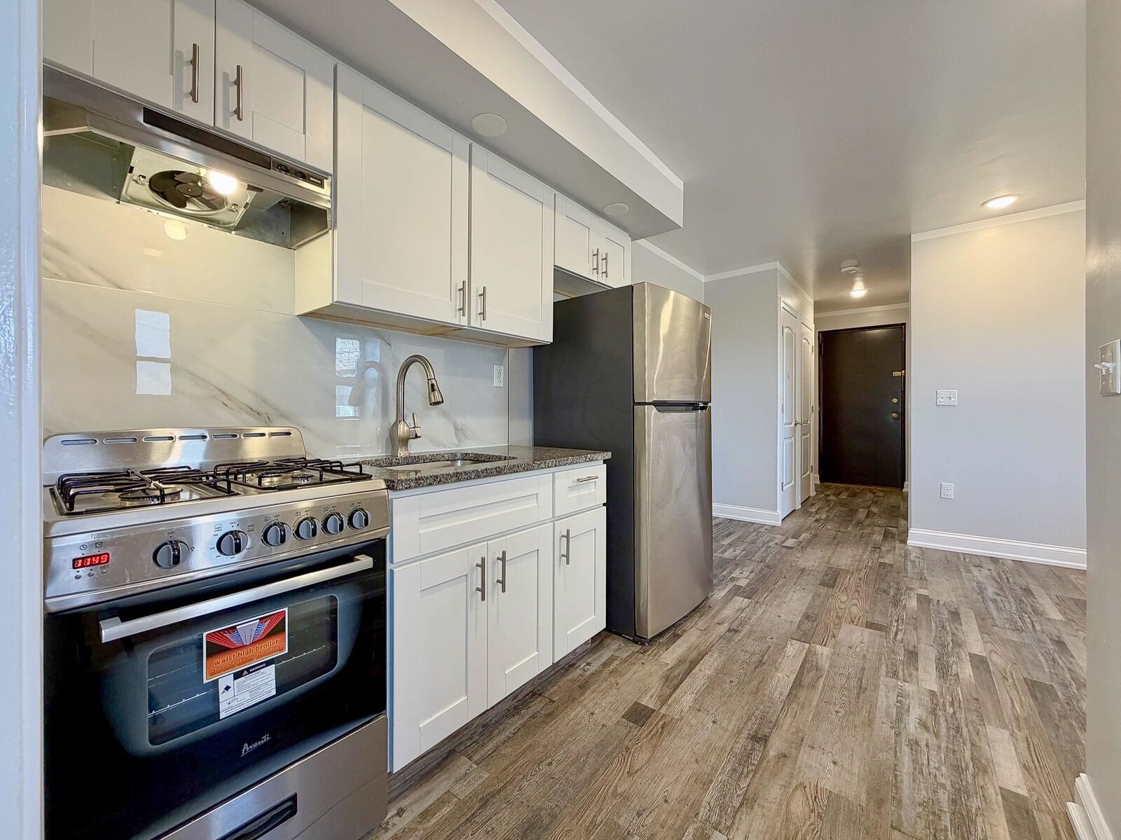 Property Photo: 1631 Kennedy Blvd 4H NJ 07047